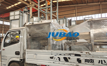 料倉、臥式螺帶混合機發貨中